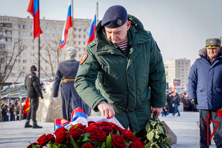 В Санкт-Петербурге росгвардейцы почтили память россиян, исполнявших служебный долг за пределами Отечества