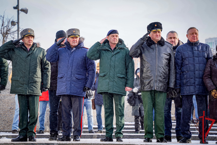 В Санкт-Петербурге росгвардейцы почтили память россиян, исполнявших служебный долг за пределами Отечества