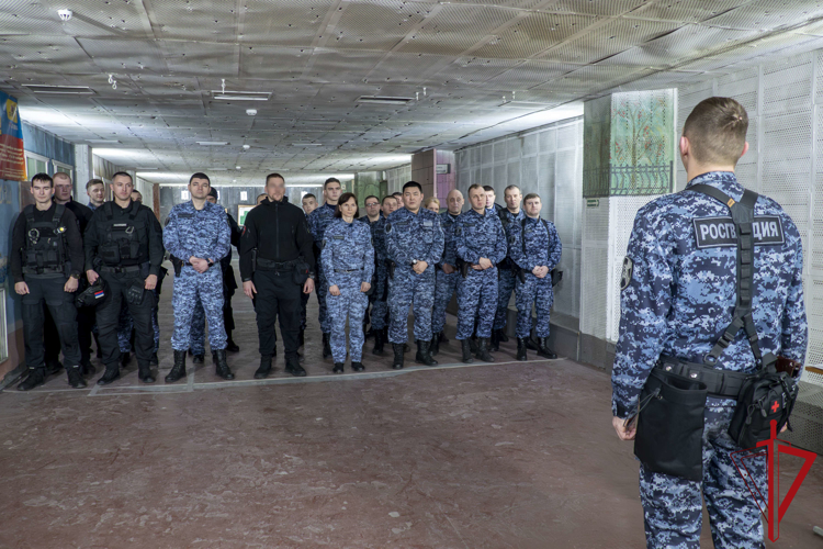 В региональном Управлении вневедомственной охраны ВНГ РФ прошел открытый чемпионат по стрельбе