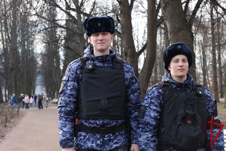 Подразделения Росгвардии обеспечили правопорядок при проведении футбольного матча "Зенит" - "Рубин" 