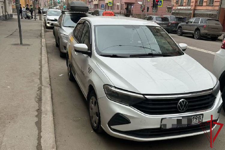 В Центральном районе сотрудники Росгвардии обнаружили объявленный в розыск автомобиль