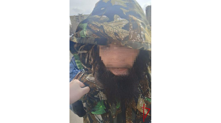 В Невском районе наряд Росгвардии задержал таксиста, открыто похитившего мобильный телефон у автовладельца
