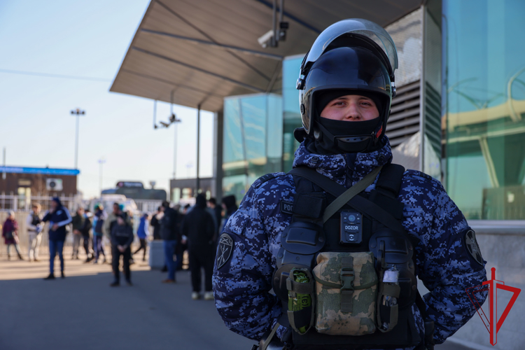 Подразделения Росгвардии обеспечили правопорядок во время футбольного матча «Зенит» - «БАТЭ»