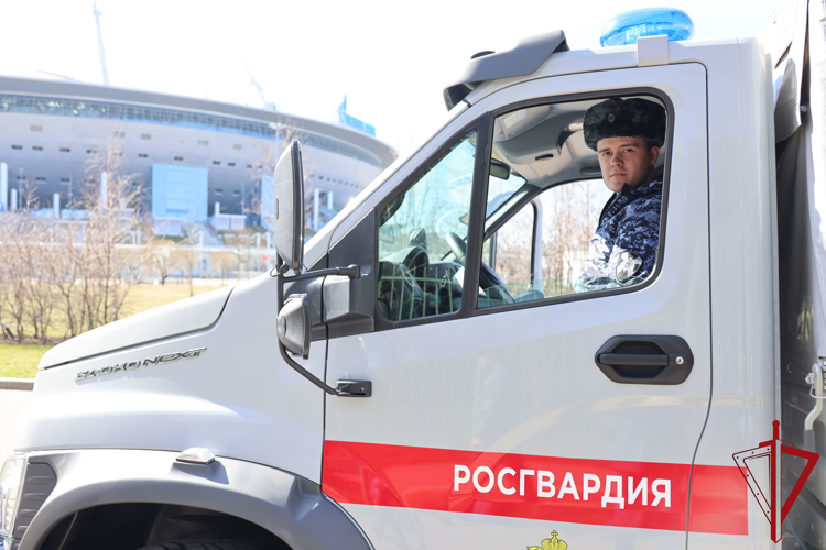 Подразделения Росгвардии обеспечили правопорядок при проведении футбольного матча Российской Премьер-Лиги