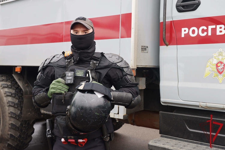 Подразделения Росгвардии обеспечили правопорядок при проведении футбольного матча Российской Премьер-Лиги