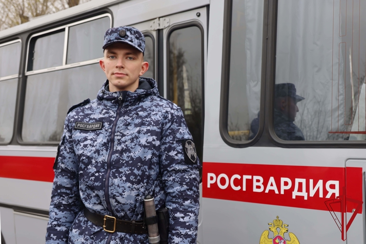 Подразделения Росгвардии обеспечили правопорядок при проведении футбольного матча Российской Премьер-Лиги