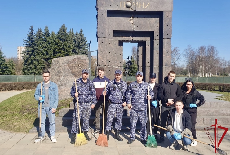 Сотрудники Росгвардии приняли участие в мероприятиях, посвященных Дню памяти погибших в радиационных авариях и катастрофах