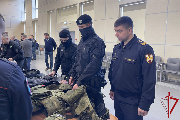 В Сестрорецке представители Росгвардии приняли участие во Всероссийском месячнике антинаркотической направленности 