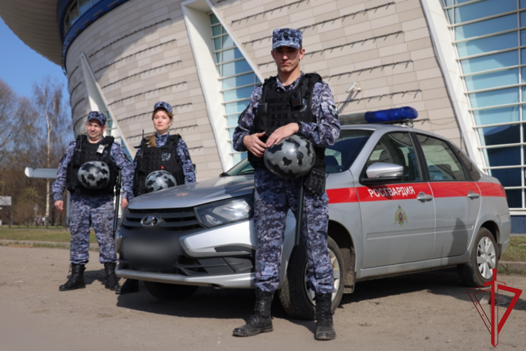 В Санкт-Петербурге подразделения Росгвардии обеспечили правопорядок во время футбольного матча «Зенит» – «Ростов»