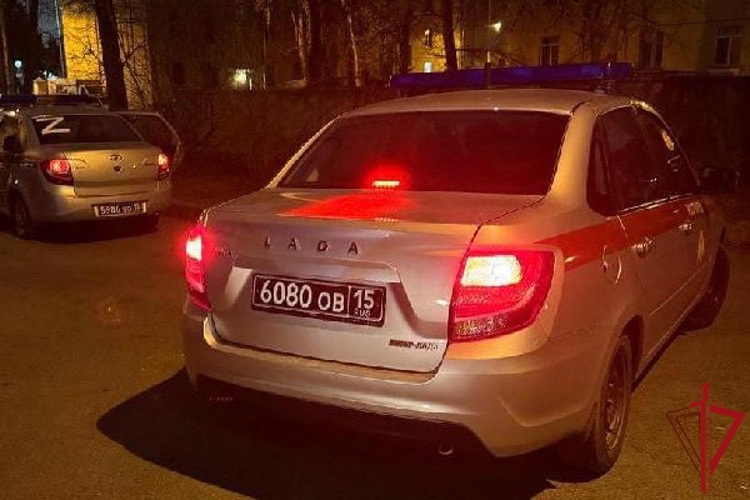 В Красногвардейском районе наряд Росгвардии задержал гражданина, ударившего ножом участника уличного конфликта