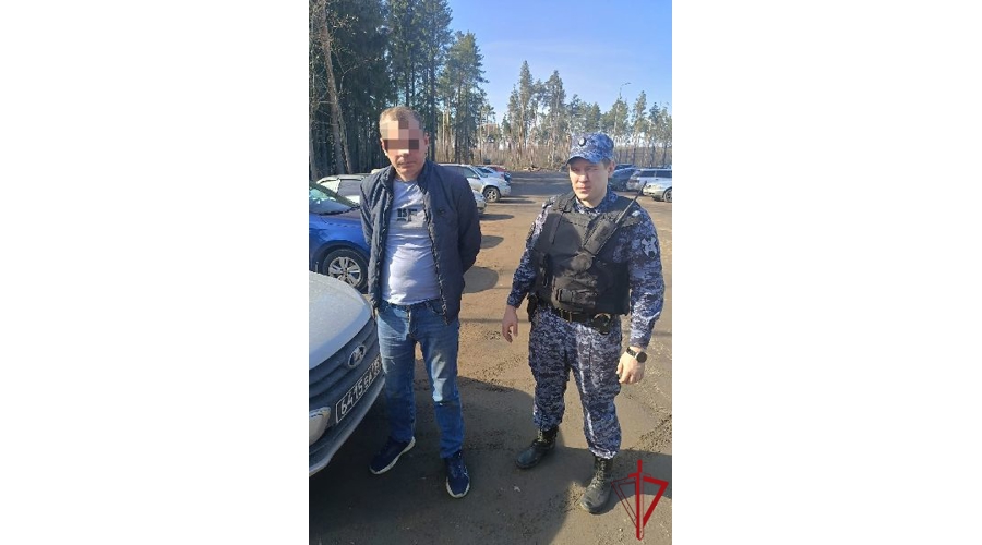 Во Всеволожске сотрудники Росгвардии задержали хулигана, повредившего машину из-за отказа в посещении банного комплекса