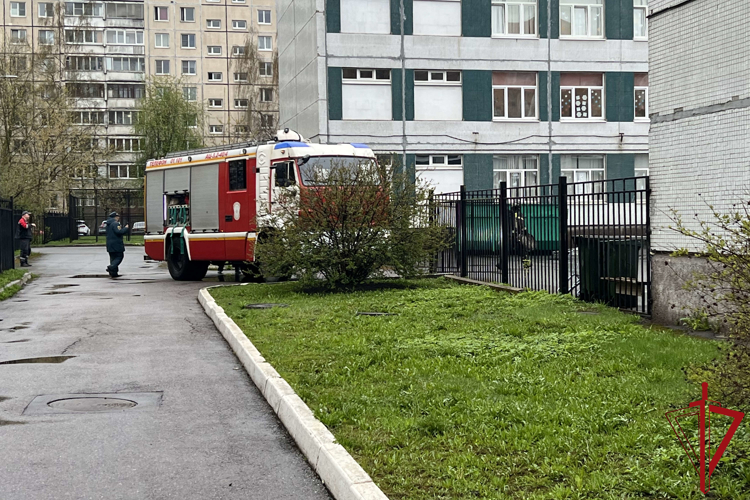 Сотрудники Росгвардии приняли участие в антитеррористических учениях на территории образовательных учреждений