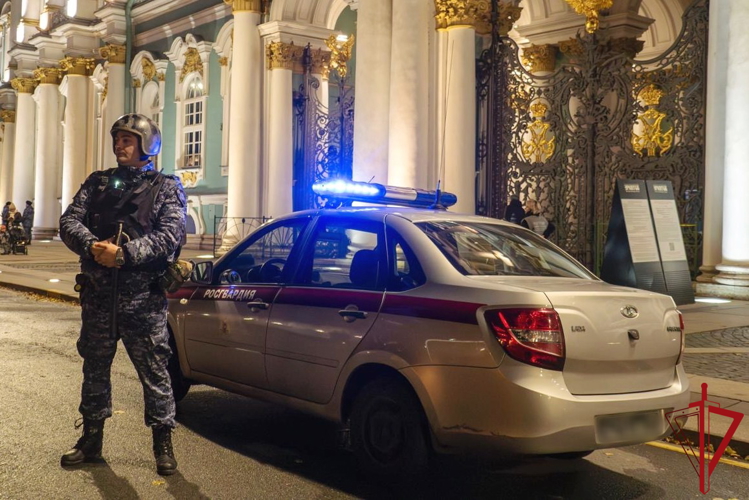 Представители Росгвардии обеспечили безопасность во время проведения ежегодной акции «Ночь музеев»