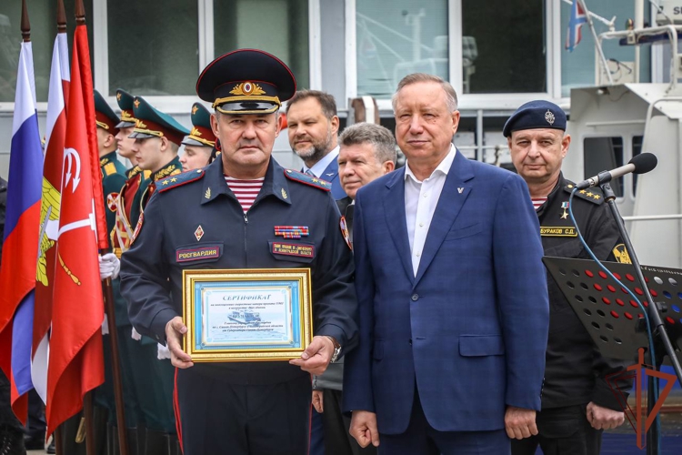 Главному управлению Росгвардии по г.Санкт-Петербургу и Ленинградской области передали скоростные катера