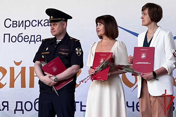 В Ленинградской области сотрудники Росгвардии приняли участие в мероприятии, посвященном Дню Свирской Победы