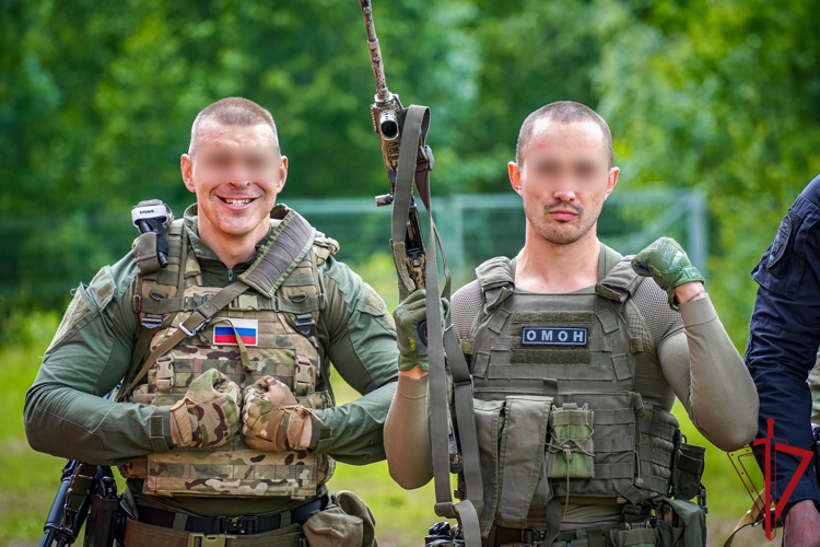 Сотрудники СОБР "Гранит" Росгвардии победили в "Гонке специального назначения"