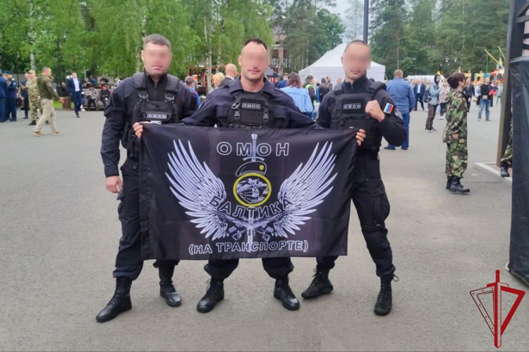 В Ленинградской области представители ОМОН «Балтика» Росгвардии приняли участие в патриотическом фестивале