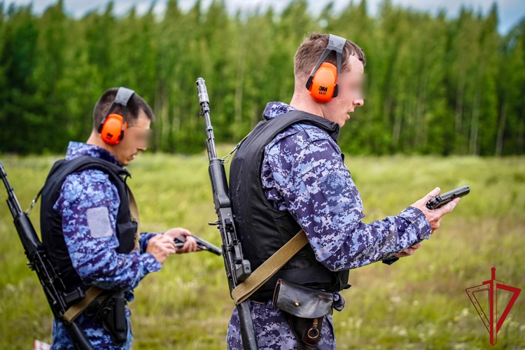 Сотрудники СОБР "Гранит" Росгвардии победили в "Гонке специального назначения"