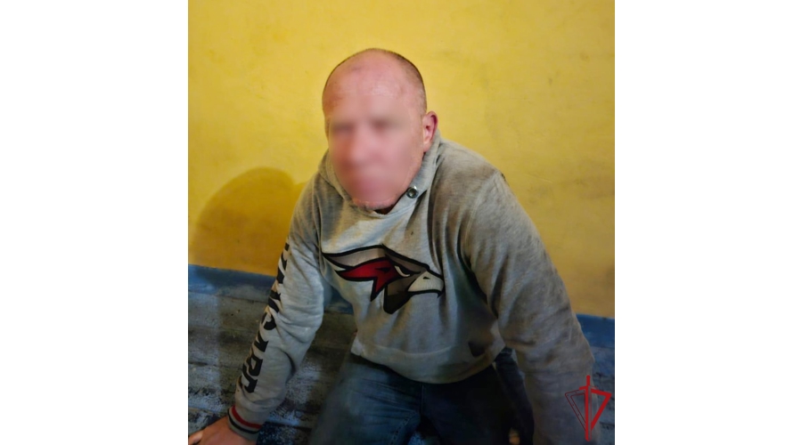 В Центральном районе наряд Росгвардии задержал нетрезвого гражданина, попытавшегося напасть на бригаду скорой помощи