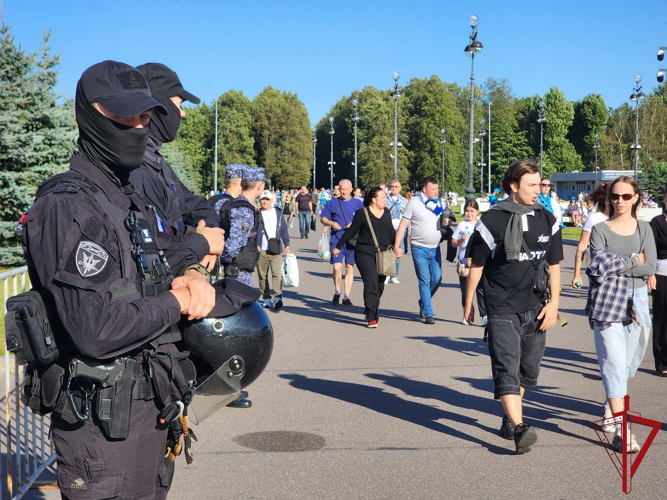 Подразделения Росгвардии обеспечили правопорядок во время футбольного матча «Зенит» – «Рубин»