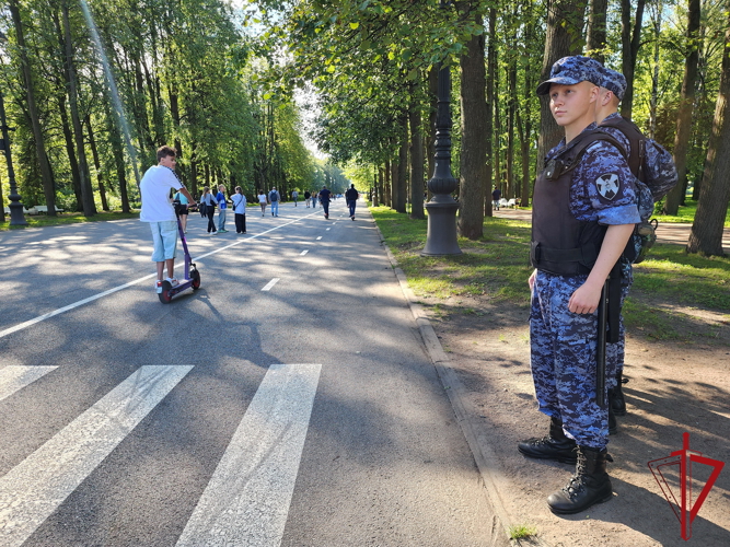 Подразделения Росгвардии обеспечили правопорядок во время футбольного матча «Зенит» – «Рубин»
