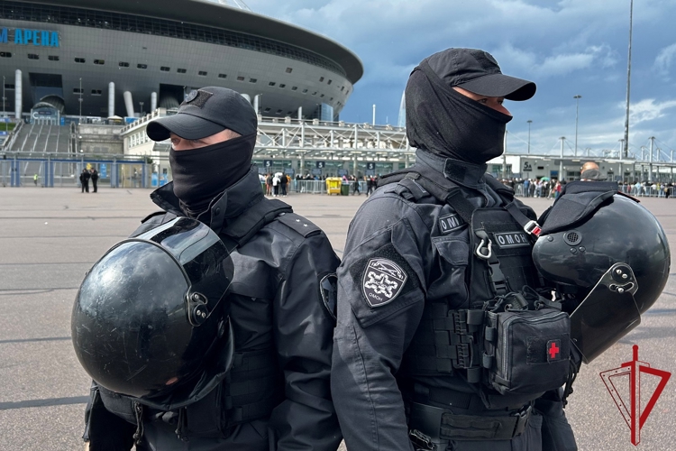 Подразделения Росгвардии обеспечили правопорядок при проведении футбольного матча РПЛ