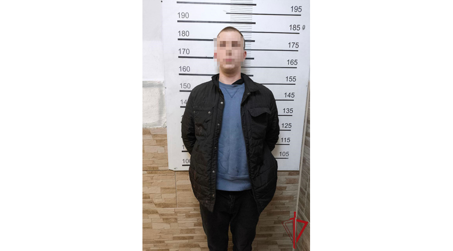 В Красногвардейском районе сотрудники Росгвардии задержали правонарушителя, распространявшего незаконную рекламу
