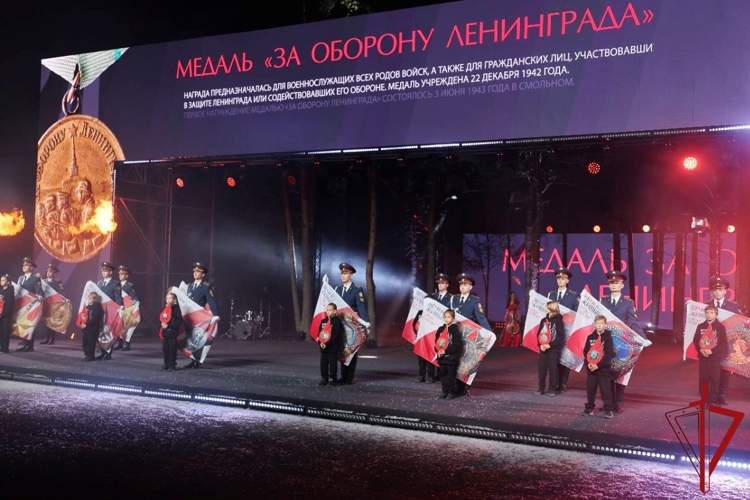 Сотрудники ГУ Росгвардии приняли участие в торжественном открытии IХ Международных соревнований по практической стрельбе на кубок губернатора Санкт-Петербурга "Вечно Живые"