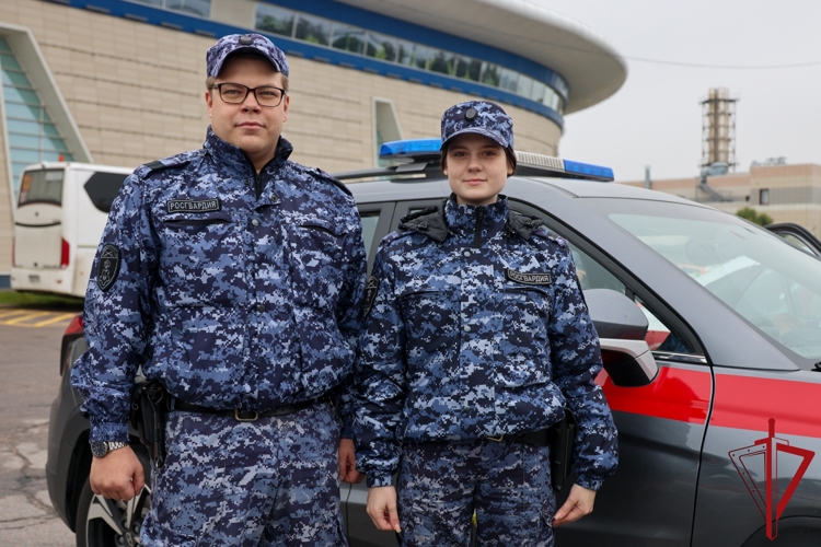 Cотрудники и военнослужащие Росгвардии приняли участие в обеспечении правопорядка во время футбольного матча РПЛ