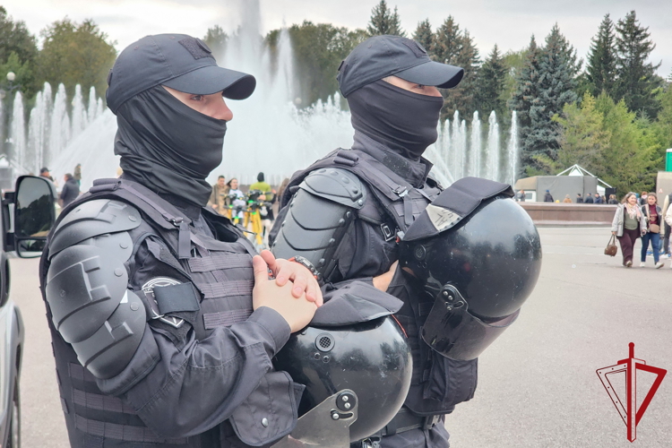 Подразделения Росгвардии обеспечили правопорядок при проведении футбольного матча Российской Премьер-Лиги