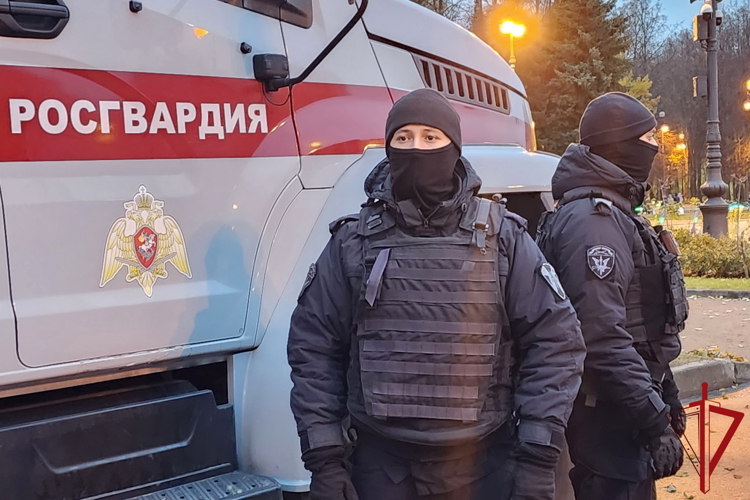 Подразделения Росгвардии обеспечили правопорядок при проведении футбольного матча Кубка России