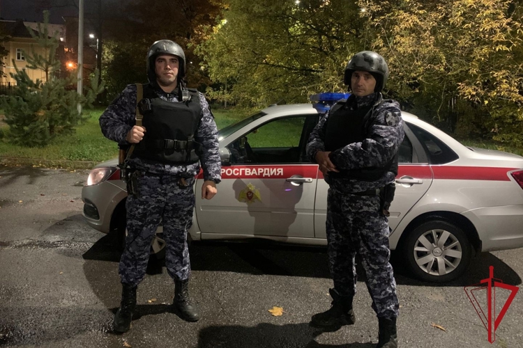 В Калининском районе Петербурга наряд Росгвардии обнаружил разыскиваемый преступный автотранспорт