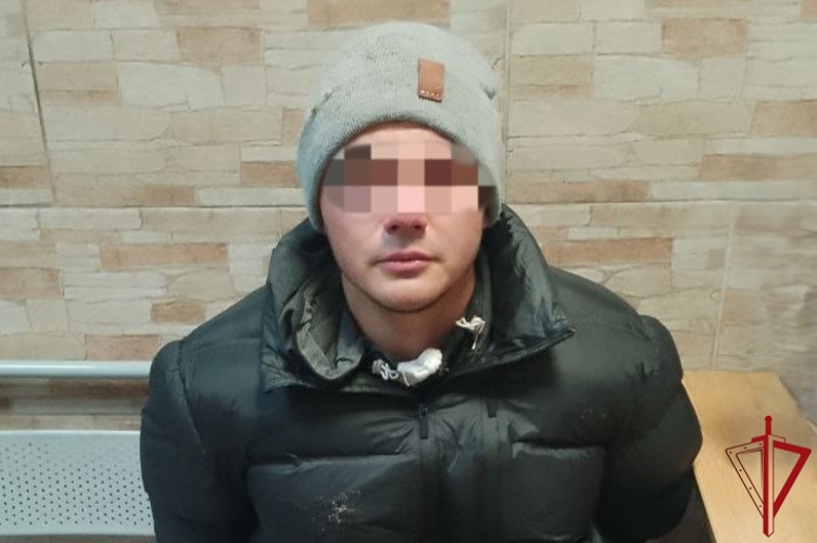 В Красногвардейском районе сотрудники Росгвардии обнаружили разыскиваемый преступный автотранспорт и задержали грабителя