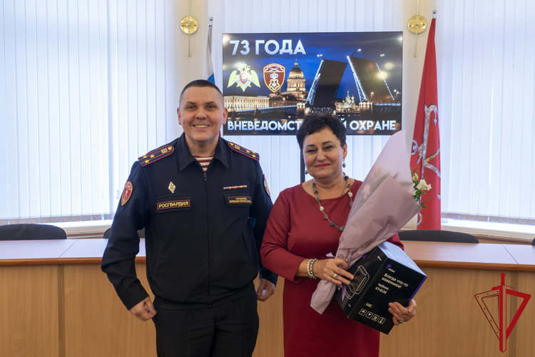 В Управлении вневедомственной охраны состоялось торжественное совещание, посвященное 73-й годовщине со Дня образования вневедомственной охраны