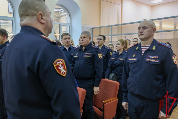 В Центре лицензионно-разрешительной работы ГУ Росгвардии подведены результаты работы за 9 месяцев