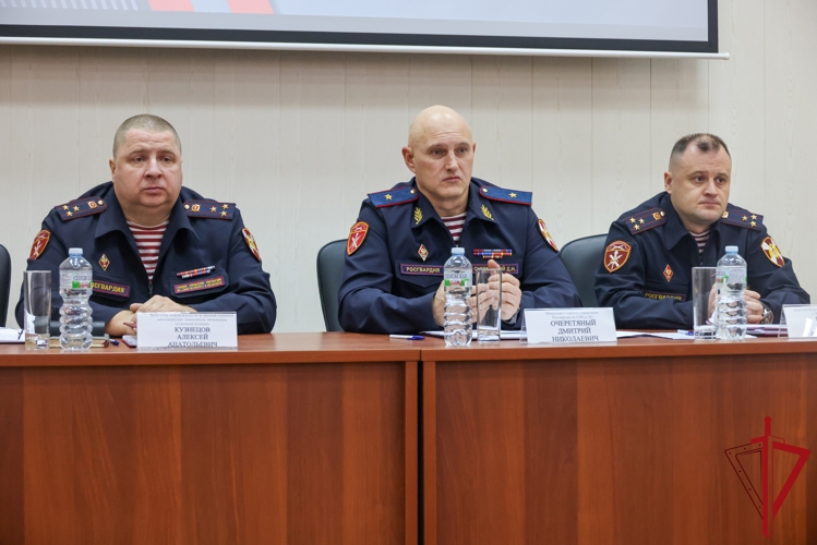 В Центре лицензионно-разрешительной работы ГУ Росгвардии подведены результаты работы за 9 месяцев