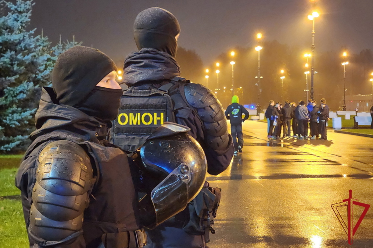 Подразделения Росгвардии обеспечили правопорядок во время футбольного матча «Зенит» – «Динамо»