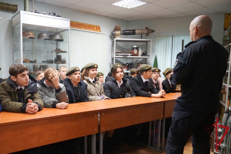 Cотрудники ОМОН "Бастион" приняли участие в мероприятиях, посвященных Дню призывника