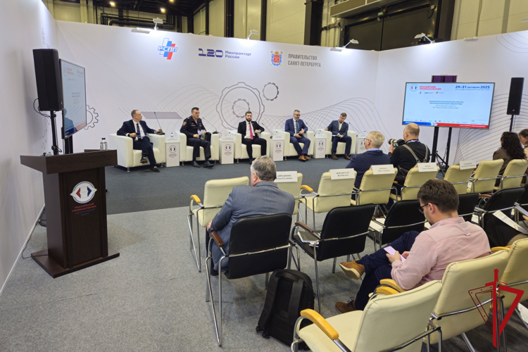Представитель Росгвардии принял участие в международном форуме-выставке «Российский промышленник – 2025»
