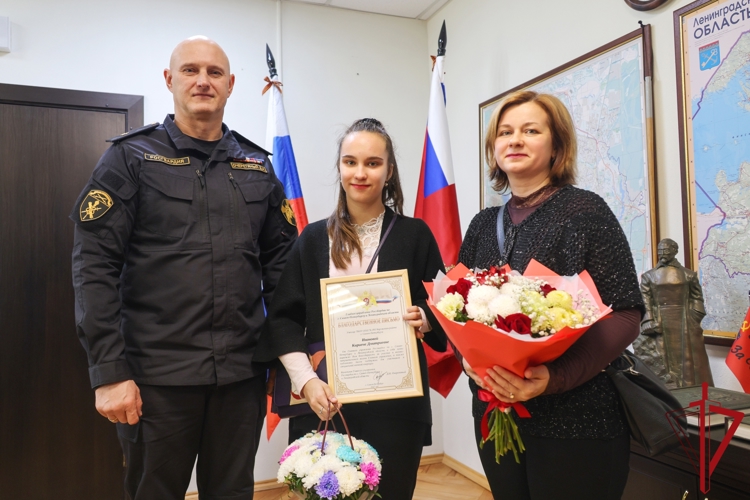 Начальник ГУ Росгвардии поблагодарил юную петербурженку за активную патриотическую позицию