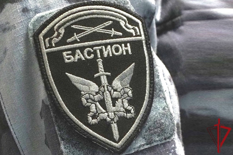 Во Всеволожском районе при содействии сотрудников ОМОН Росгвардии проведён профилактический рейд по проверке соблюдения миграционного законодательства