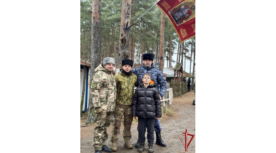 Представители Росгвардии приняли участие в проведении военно-патриотического мероприятия