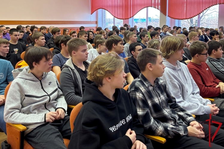 Представители Росгвардии провели профилактическую встречу с учащимися колледжа