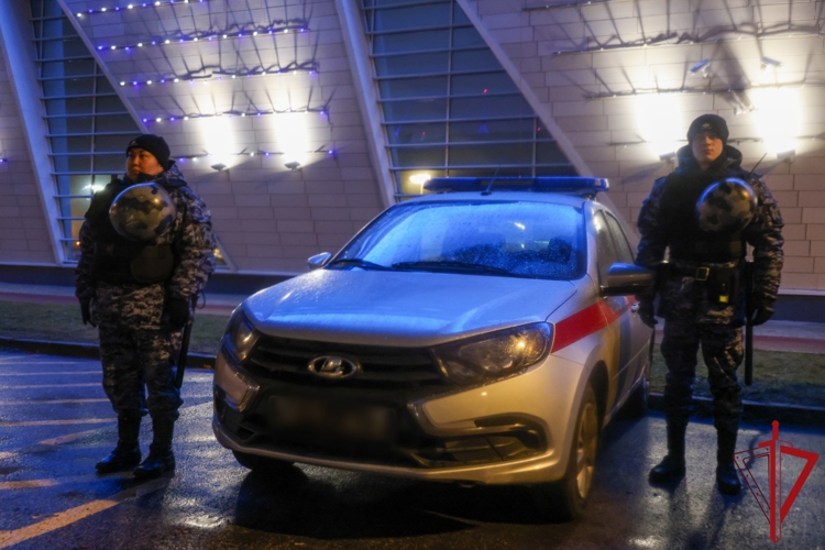 Подразделения Росгвардии обеспечили правопорядок во время футбольного матча «Зенит» – «Акрон»