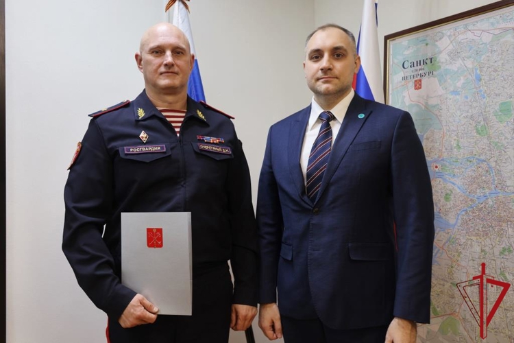 Вице-губернатор Санкт-Петербурга поблагодарил ГУ Росгвардии за участие в проведении "Самого большого семейного фестиваля"