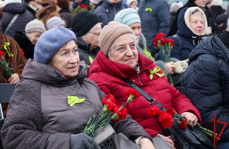 В Ленобласти представители Росгвардии приняли участие в мероприятии, посвященном 83-й годовщине прорыва блокады Ленинграда