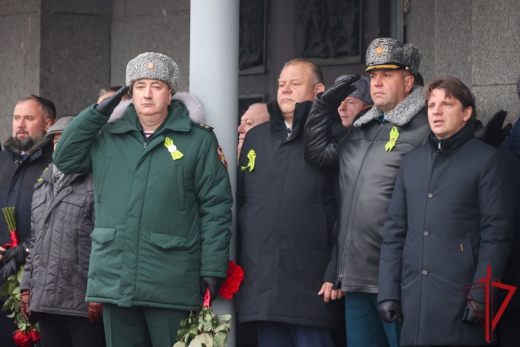 В Ленобласти представители Росгвардии приняли участие в мероприятии, посвященном 83-й годовщине прорыва блокады Ленинграда