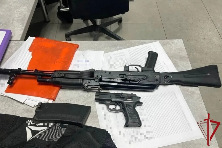 В Кировском районе наряд Росгвардии задержал нетрезвого гражданина, демонстрировавшего оружие посетителям бара