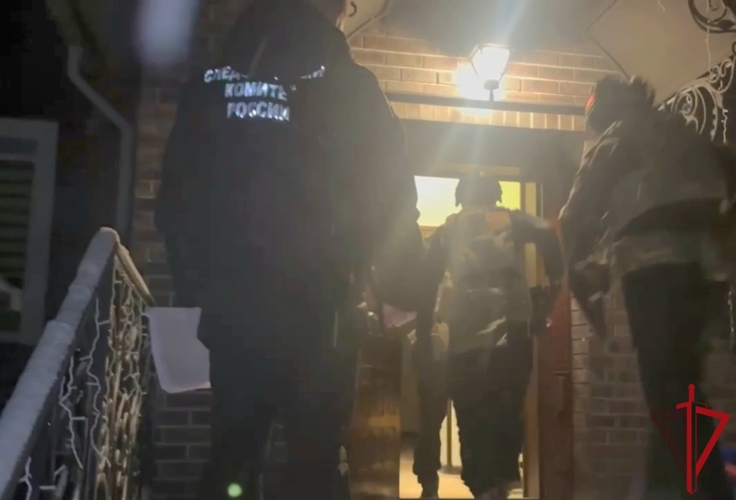 При содействии СОБР Росгвардии задержаны подозреваемые в совершении убийства и покушения на убийство