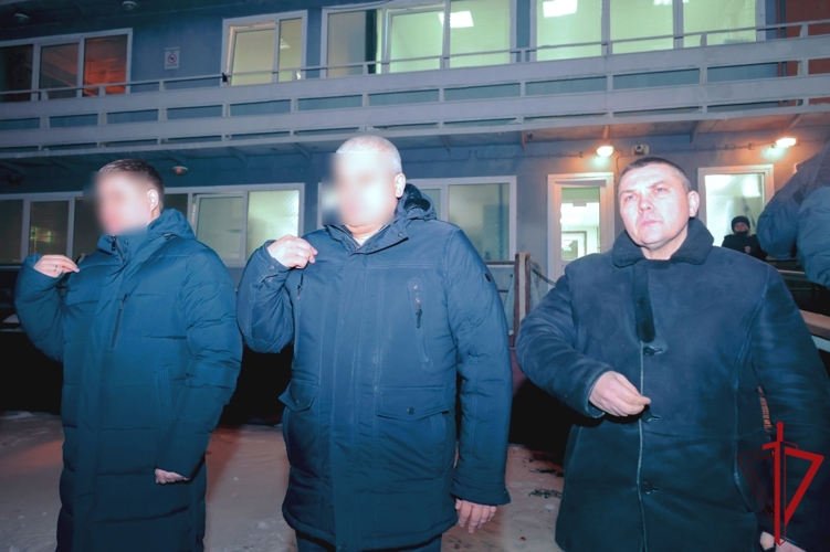 В Санкт-Петербурге командование и офицеры Росгвардии приняли участие в крещенском богослужении